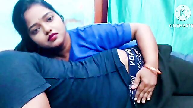 Hot and horny Indian MILF seduces young employee