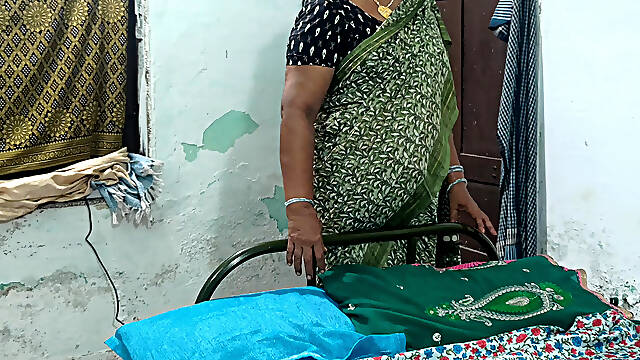 Aunty has hot and painful sex while she is alone at home. Real homemade.