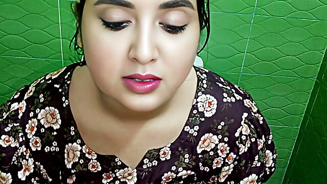 Toilet e Nadiya Bhabi ke Raji Kore Bedroom e Doggy Style Chudlam