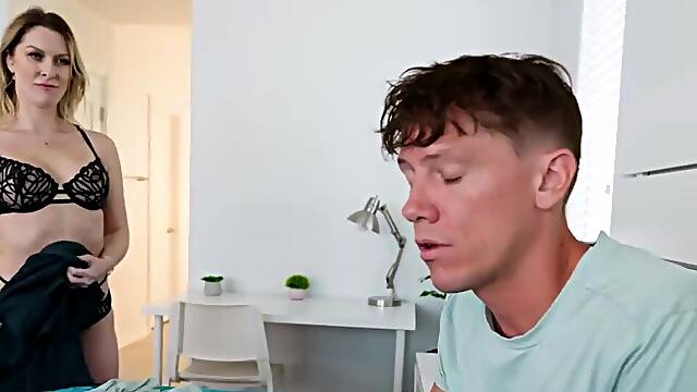 Housewife Videos